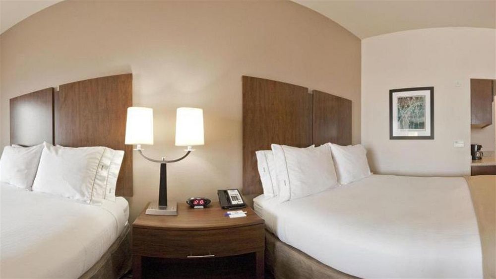 Holiday Inn Express Hotel & Suites Port Arthur, An Ihg Hotel Екстер'єр фото