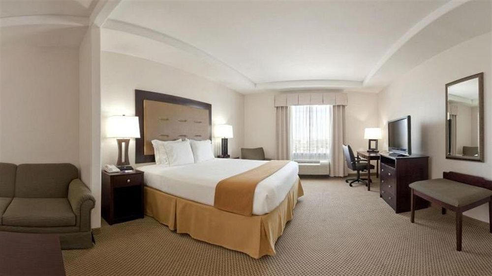 Holiday Inn Express Hotel & Suites Port Arthur, An Ihg Hotel Екстер'єр фото